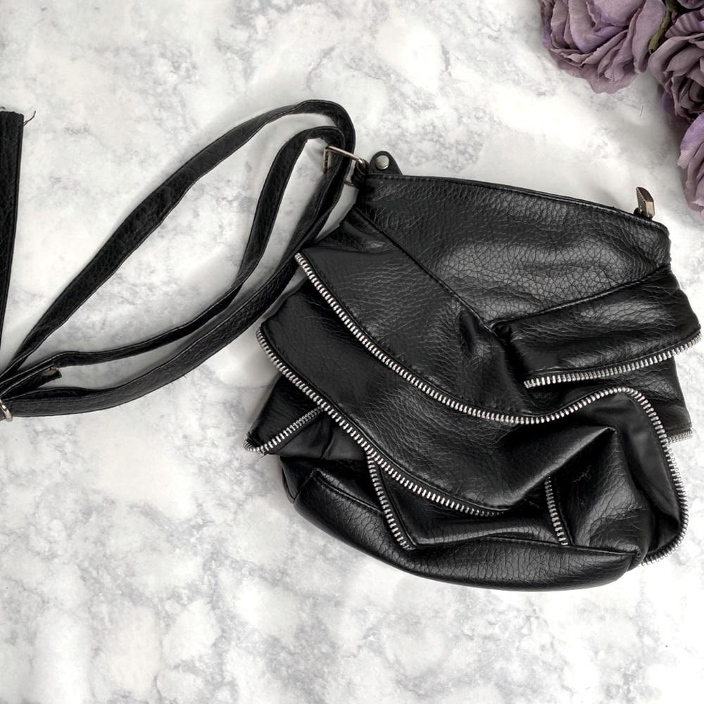 Black Zip pouch bag